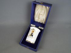 A limited edition Edward VIII commemorative beaker by Minton, numbered 397 of 2000,