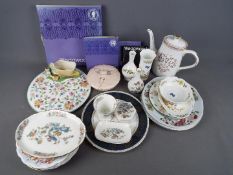 A mixed lot of ceramics to include Minton Haddon Hall, Wedgwood Kutani Crane, Wedgwood Jasper Ware,