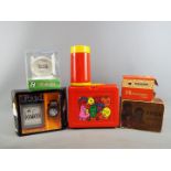 A mixed lot of collectables to include a boxed Sawyer's Viewmaster with a small quantity of reels,