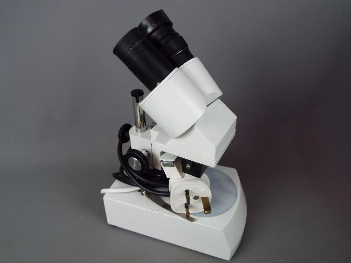 A Brunel Microscopes Ltd stereo microscope contained in wooden case. - Image 3 of 4