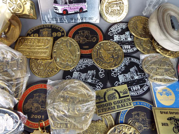 A box of steam fair and rally plaques, badges and similar, predominantly brass. - Image 4 of 4