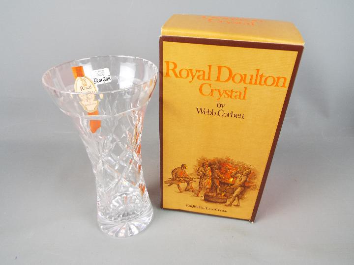 A collection of boxed glassware to include Webb Corbett, Royal Doulton and other. - Image 5 of 5