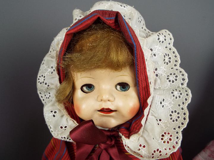 Vintage Dolls- Five dolls with sleeping blue eyes and moulded mouths,some with teeth. - Image 3 of 5