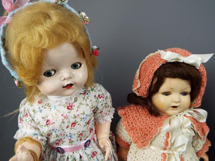 Vintage Dolls- Five dolls with sleeping blue eyes and moulded mouths,some with teeth. - Image 2 of 5