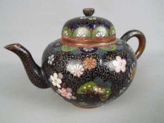 A small cloisonné teapot with floral dec
