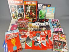 Football - a small collection of 28 matchday programmes,