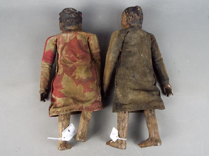 A pair of antique Chinese fertility dolls, late 19th / early 20th century, - Image 4 of 4