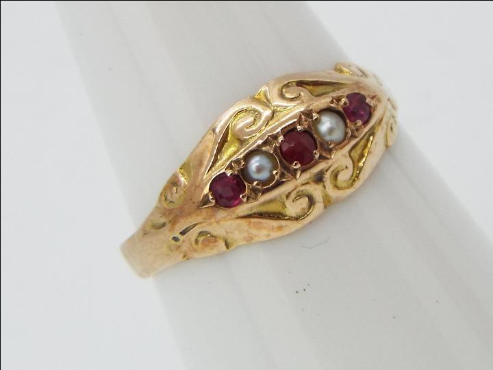 A 9ct gold, garnet and pearl ring size L and a further stone set 9ct gold ring, size I+½, - Image 2 of 6