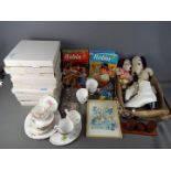 A mixed lot comprising ceramics to include Hornsea, Wade, Colclough,