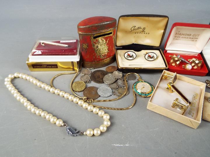 Lot to include costume jewellery, locket stamped '9ct B&F', - Image 2 of 4