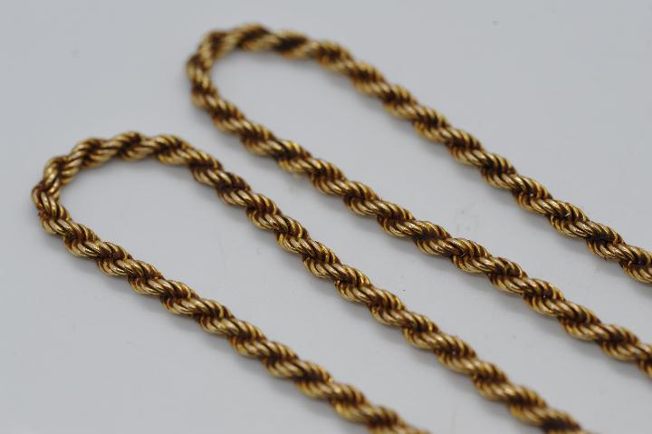 9ct Gold - a 9ct gold rope chain, stamped 375, approximate weight 9. - Image 3 of 3