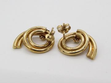 9ct gold - a pair of 9ct gold earrings with butterfly clasps, stamped 9ct, - Image 3 of 3