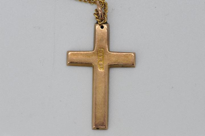 9 ct Gold - a 9 ct gold crucifix, - Image 3 of 3