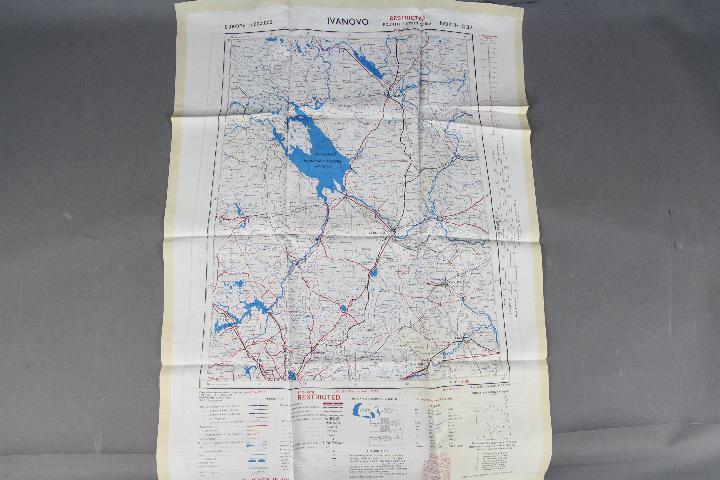 Cold War Silk Escape Map of Russia, 1953- War Office Restricted map of Russia North 137. - Image 2 of 2