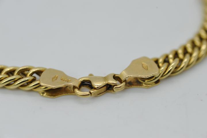 A 18ct yellow gold bracelet, stamped .750, 19.5 cm (l), approximately 8.6 grams all in. - Image 3 of 5