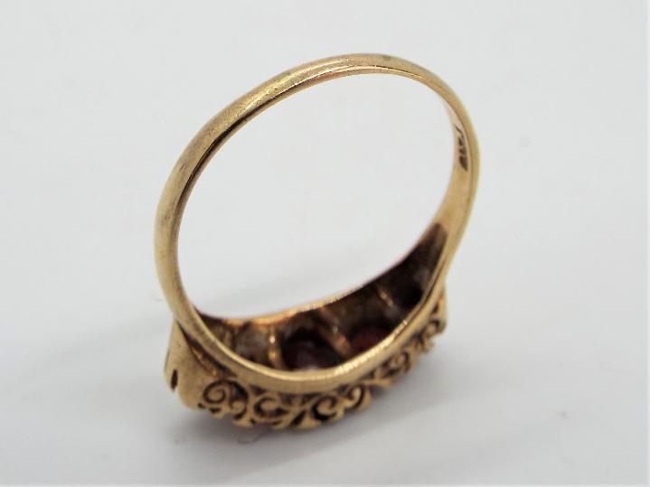 9ct gold - a hallmarked 9ct gold ring, set with five graduated stones, size U, approximate weight 4. - Image 7 of 8