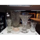 Glassware - a quantity of clear glass vases to include stem and other (12)