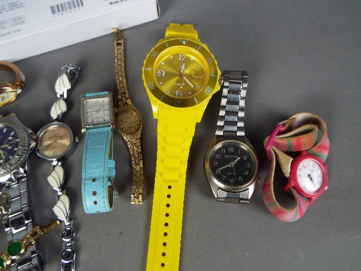 A collection of various wristwatches to include Rotax, Citizen, Sekonda, Lorus and similar. - Image 3 of 3