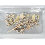 Scrap Gold - A quantity of scrap 9ct gold and yellow metal jewellers parts,