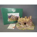 Lilliput Lanes - A large boxed with certificate Lilliput Lane model named the Kings Arms