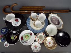 A mixed lot of ceramics to include Wedgwood Jasperware, Queen Anne ceramics,