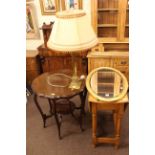 Late 19th Century circular shaped top occasional table, oak drop leaf table,