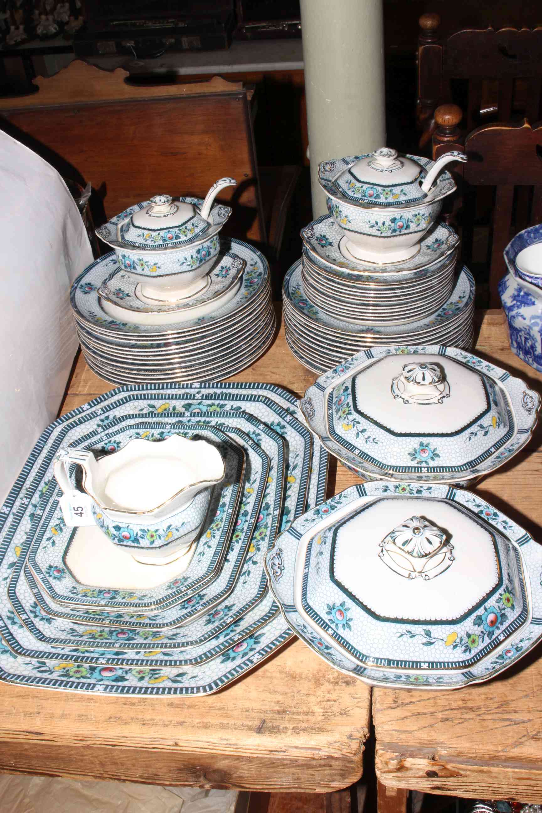 Edwardian Burleigh Ware dinner service with tureens.