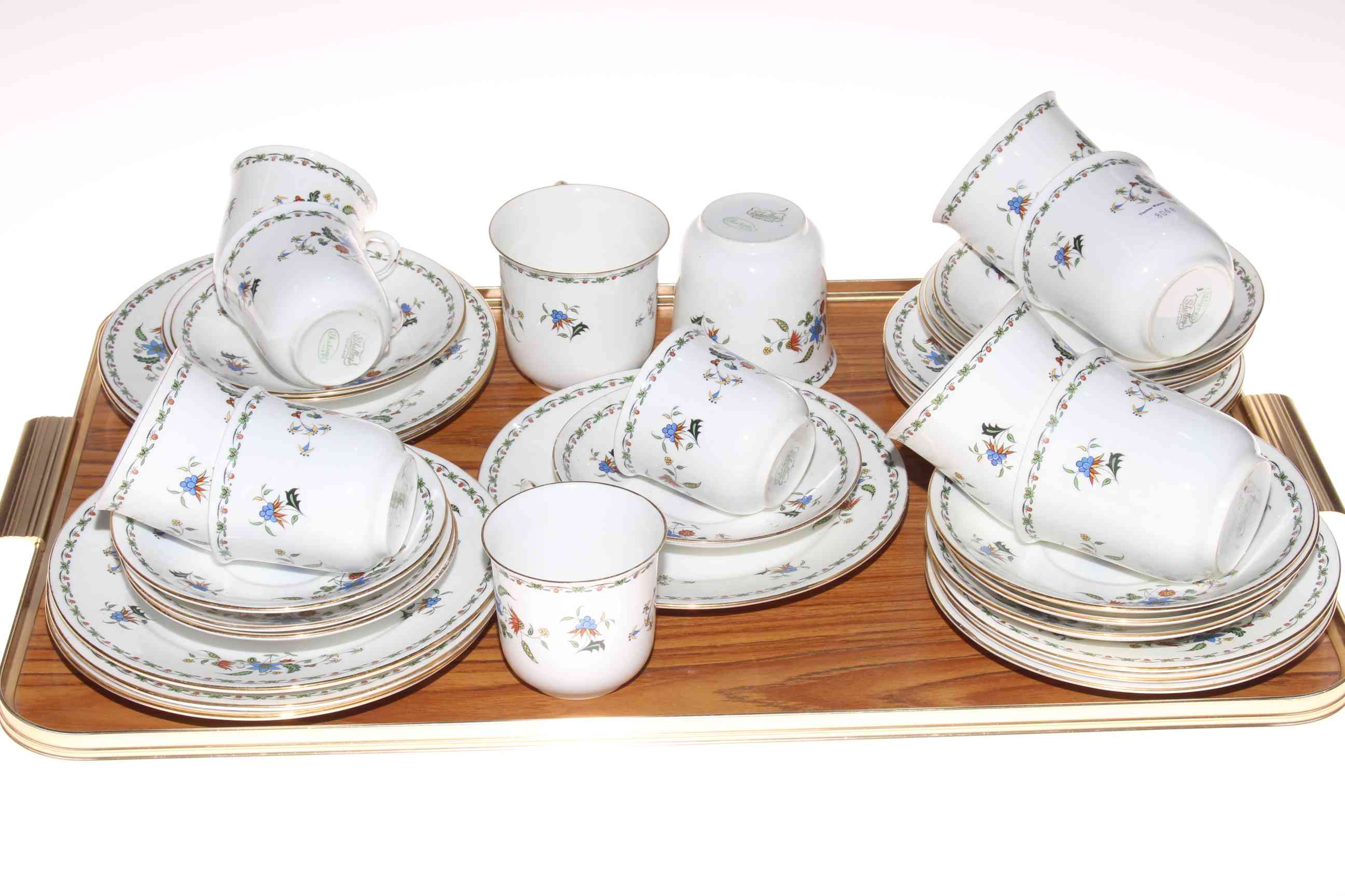 Shelley 'Chelsea 11280' tea china comprising thirty six pieces.