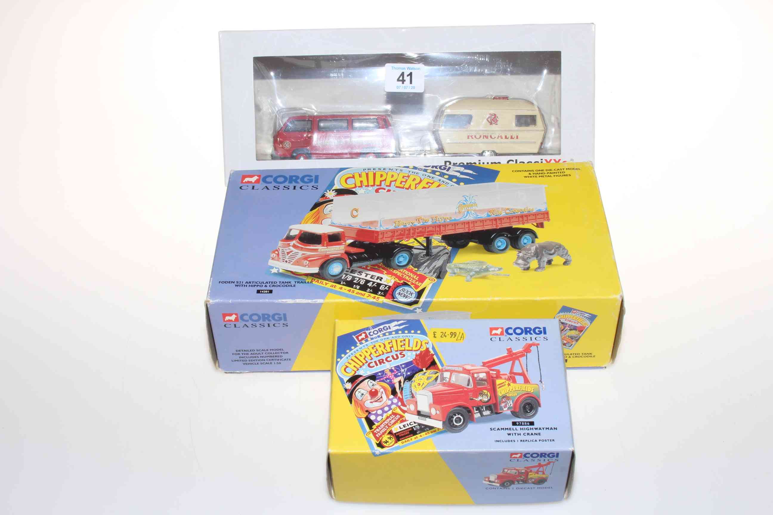 Collection of mostly boxed Corgi Classics Showman and Circus, etc (22 pieces). - Image 2 of 3