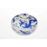 Chinese blue and white bowl and cover, 13cm diameter.