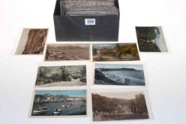 Collection of over one hundred postcards, mostly North East coastal topographical.