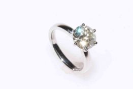 2.5 carat diamond solitaire ring in platinum six claw setting, colour J, clarity VS2,