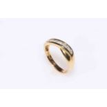 18 carat gold seven-stone diamond ring, size U.