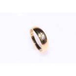 18 carat gold single stone diamond ring, hallmarked for 1913, size N.