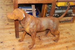 Cast iron model of a Pointer dog, 97cm by 71cm.
