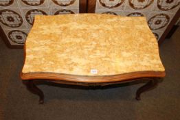 Marble topped cabriole leg coffee table of serpentine form, 47cm by 82cm.