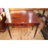 Victorian mahogany fold top tea table on ring turned legs, 73cm by 91cm (closed).