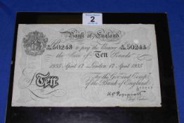 Bank of England Peppiatt white five pound note, London 17th April 1935, K146 50243.