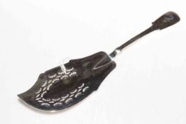 William Bateman silver fiddle pattern fish slice, London 1823.