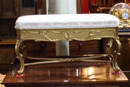 Giltwood box duet stool on cabriole legs, 49cm by 91cm by 41cm.