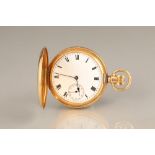 Gents Waltham 18ct gold hunter pocket watch. Total weight 103.5g