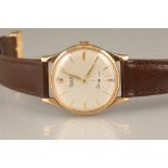 Gentlemans 9 carat gold Rolex precision manual wrist watch, the round dial applied with baton hour