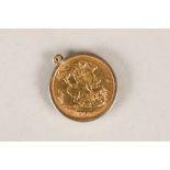 Edwardian gold sovereign 1910 with 9ct gold pendant mount. Total weight 9g