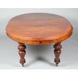 Victorian mahogany telescope dining table, raised on four turned legs. Four leaves and a winder.