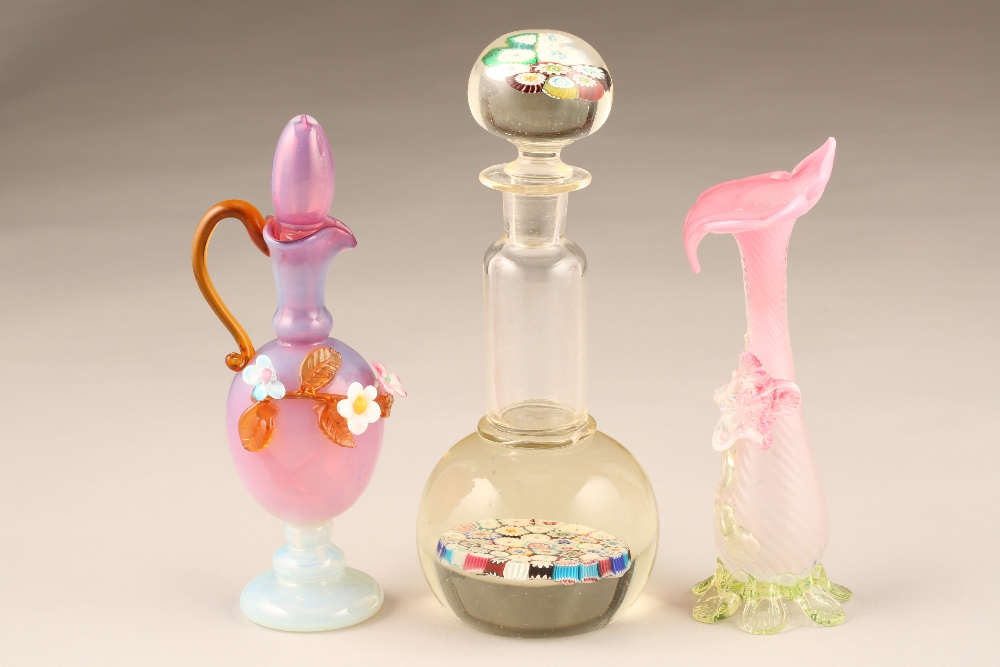 Lot of assorted glassware, including Millefiori glass decanter, vases, jug etc. (Twelve pieces) - Bild 3 aus 4