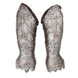 A PAIR OF EMBOSSED ELBOW GAUNTLETS IN 17TH CENTURY STYLE, LATE 19TH/EARLY 20TH CENTURY