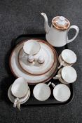 A tray of twenty pieces of Duchess Winchester tea and dinner china