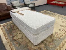 A 3' storage divan set