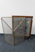 An early 20th century fire screen together with a brass mesh fire guard