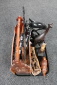 A tray of wooden pieces - tribal figures, hardwood animals,